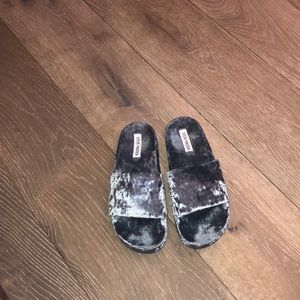 slides from steve madden